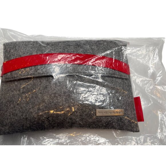 American Airlines Grey & Red Travel Amenity Kit W/Socks Eye Mask Earplugs Etc. - Picture 2 of 3